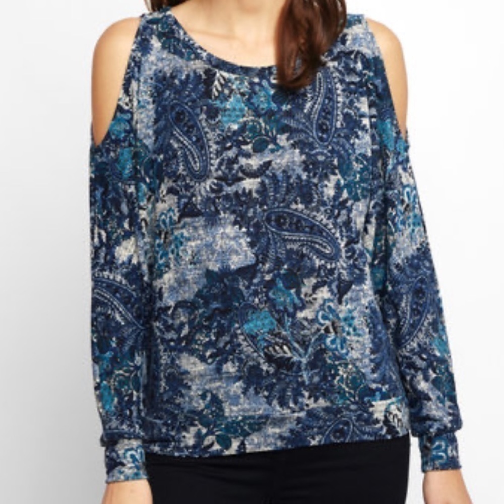 NEELY South Moon Under Cold Shoulder Paisley Snuggly Top EUC